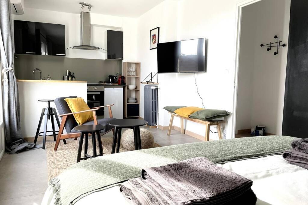 Mon Appart'Hotel - Climatisation Avec Parking Gratuit Brive-la-Gaillarde Zewnętrze zdjęcie